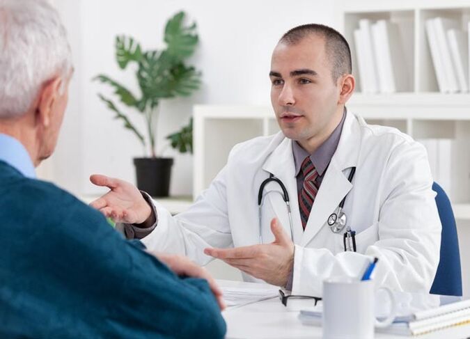 Para diagnosticar a prostatite, un home debe consultar un urólogo